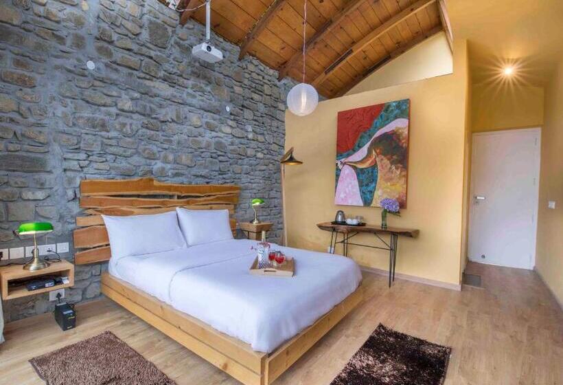 스탠다드 룸, Seclude Ramgarh Cliff S Edge