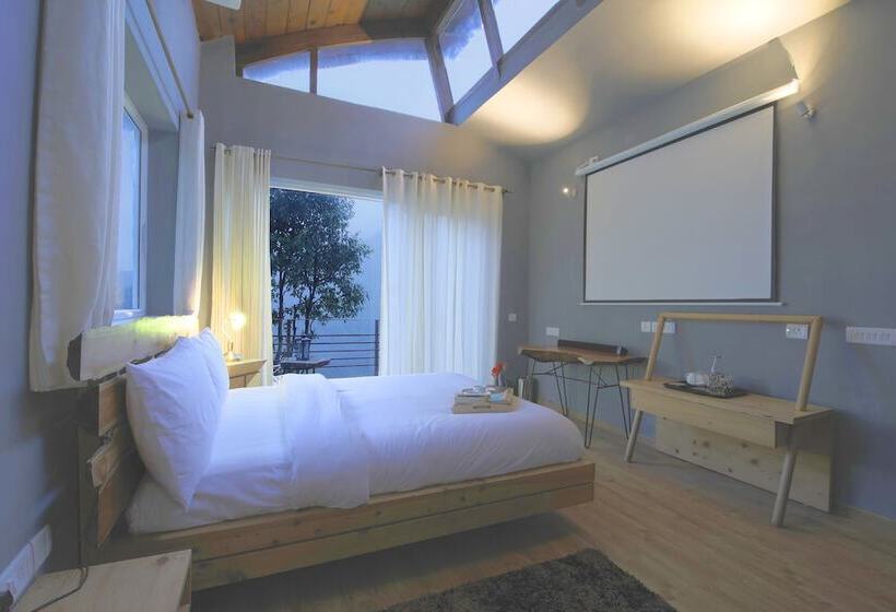 스탠다드 룸, Seclude Ramgarh Cliff S Edge