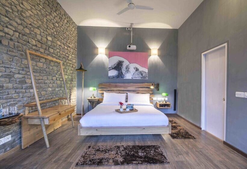 חדר סטנדרט, Seclude Ramgarh Cliff S Edge