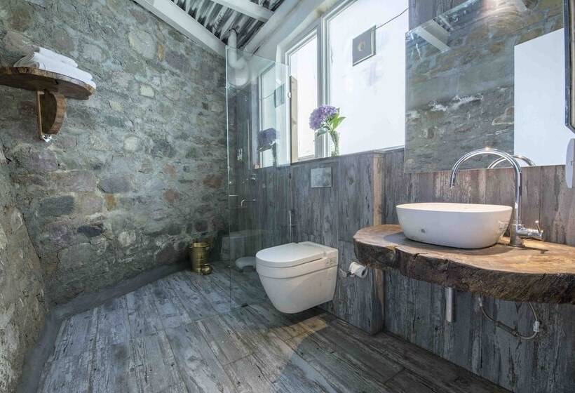 חדר סטנדרט, Seclude Ramgarh Cliff S Edge