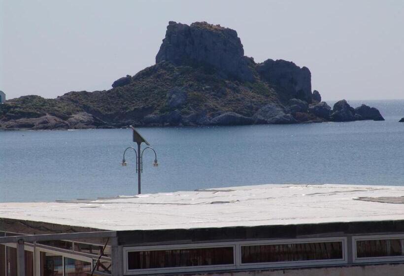 חדר סטנדרט, Irene Studios