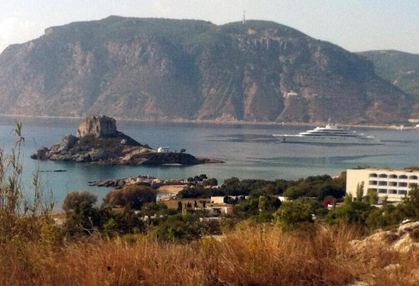 חדר סטנדרט, Irene Studios