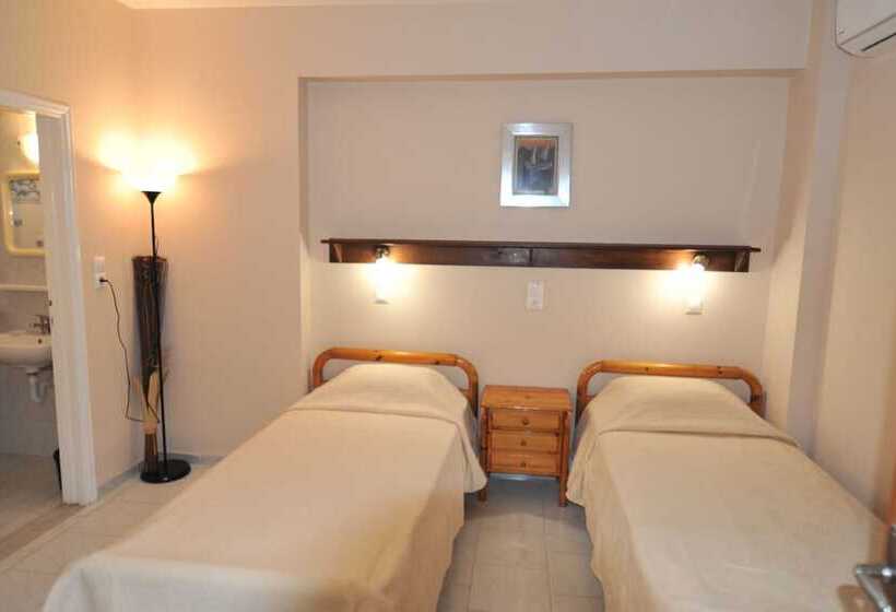 חדר סטודיו סטנדרד, Irene Studios