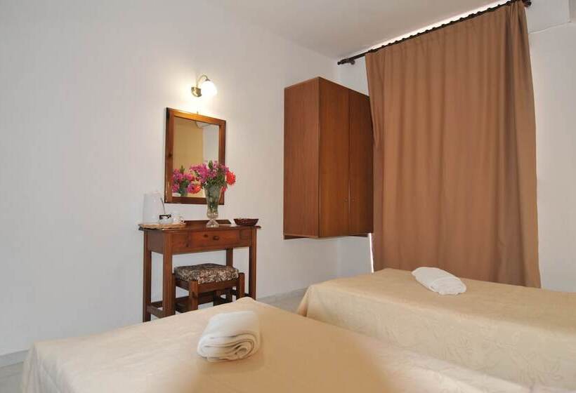 חדר סטודיו סטנדרד, Irene Studios