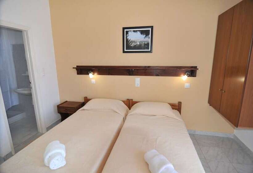 חדר סטודיו סטנדרד, Irene Studios