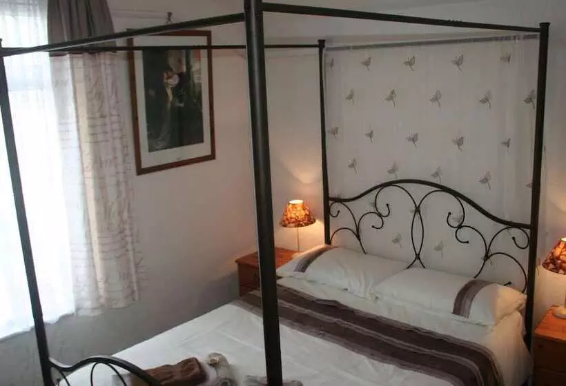 スタンダードルーム, The Haldon Guest House