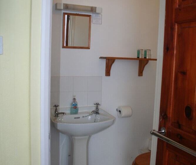 חדר סטנדרט, The Haldon Guest House