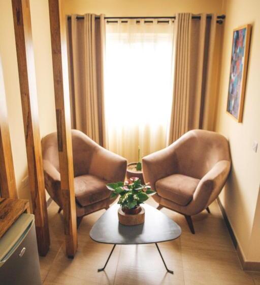 Номер Стандарт, Roots Apartment