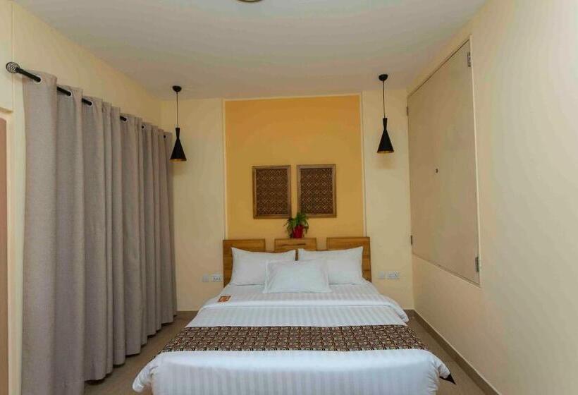 جناح ديلوكس, Roots Apartment