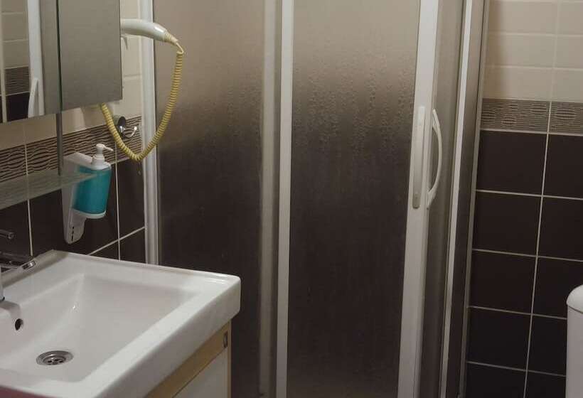 标准工作室, The City Residence