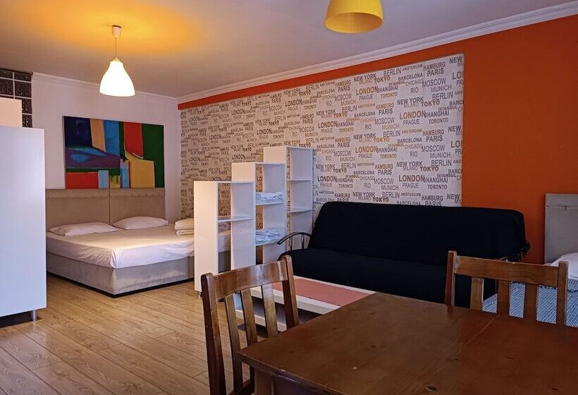 标准工作室, The City Residence