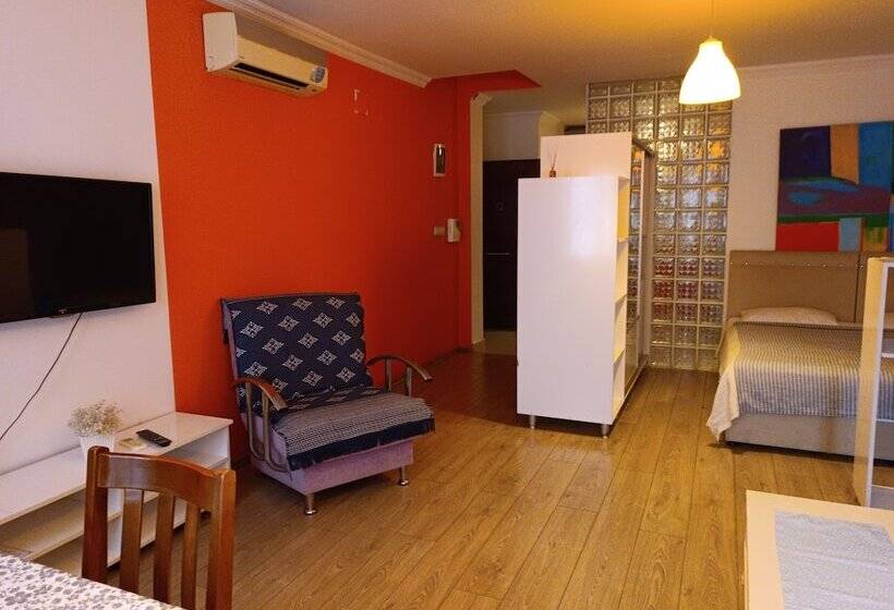 标准工作室, The City Residence