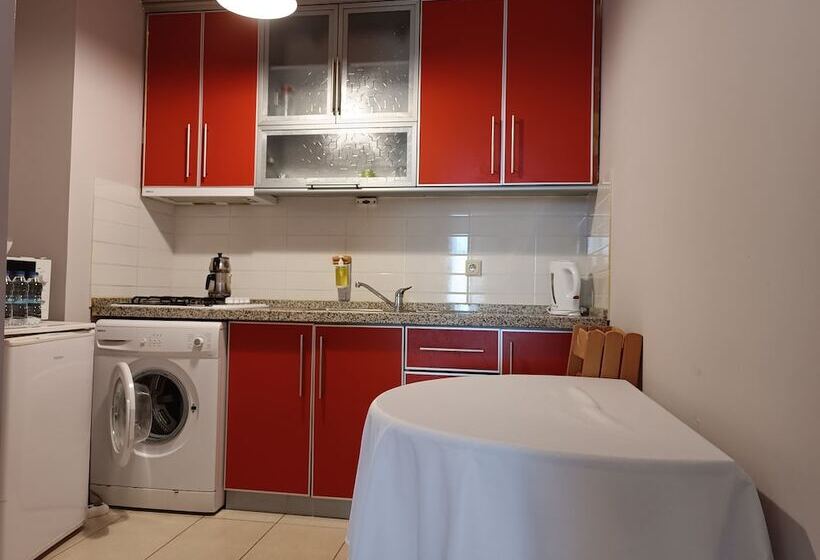 标准工作室, The City Residence