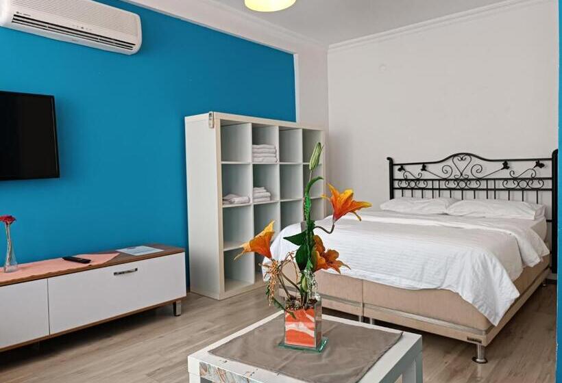 标准工作室, The City Residence