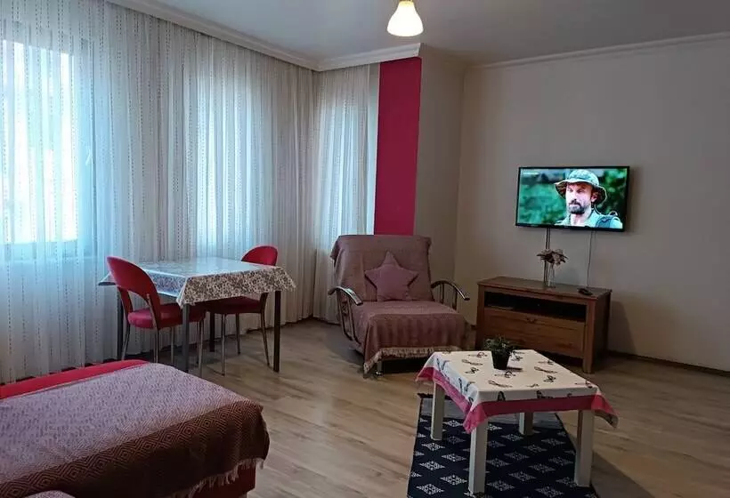スタンダードスタジオ, The City Residence