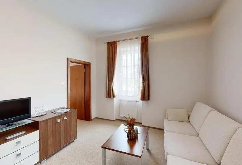 1ベッドルームのデラックスアパートメント, Klaudia S Hotel & Restaurant At Golf Resort, Bač šamorín