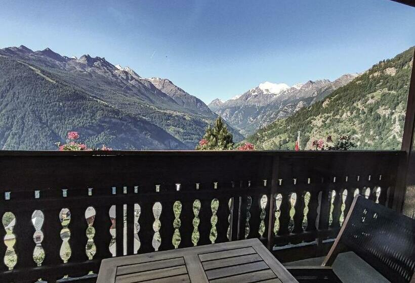 Номер Deluxe с Балконом, Berghotel Weisshorn