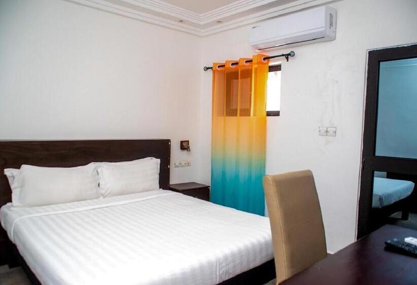 سوییت با چشمانداز باغ, Hôtel Guest House Quatre Saisons