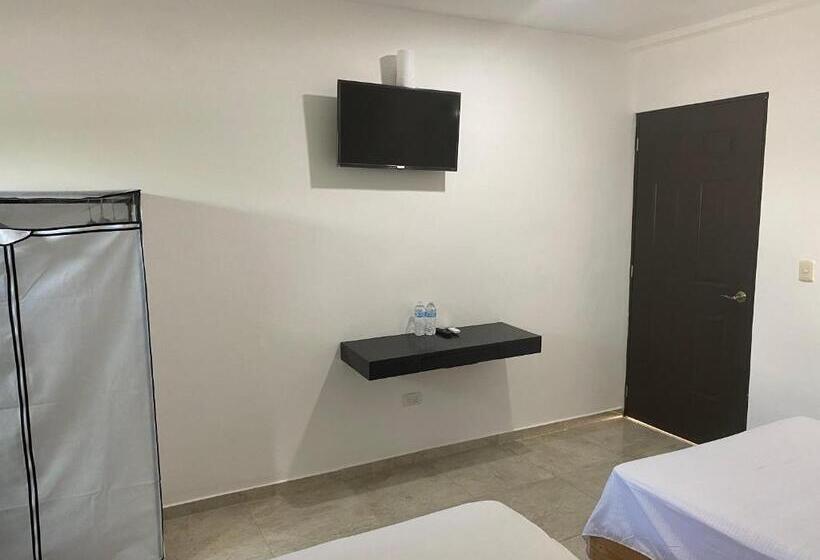 غرفة قياسية, La Ceiba