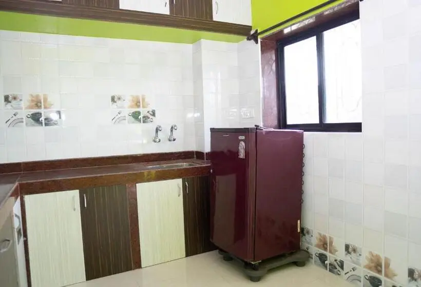 ファミリールーム, Dhanashree Riverview