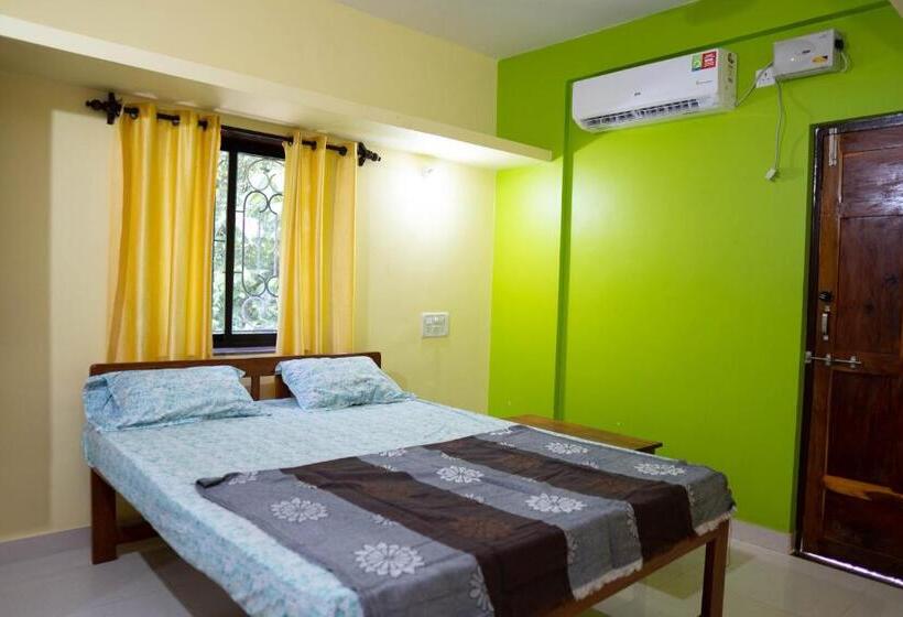 Deluxe-huone, Dhanashree Riverview