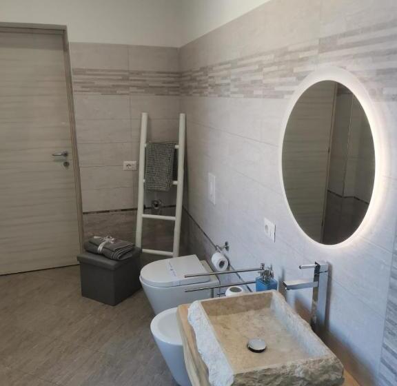 חדר סטנדרט, Lonate