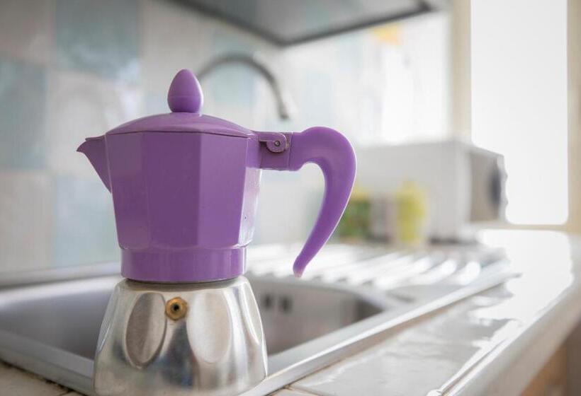 חדר אקונומי לארבעה, Il Giardinetto