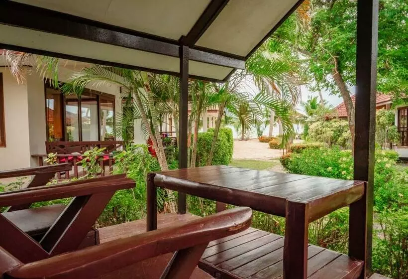 استودیو استاندارد با چشم‌انداز باغ, Am Samui Resort Taling Ngam