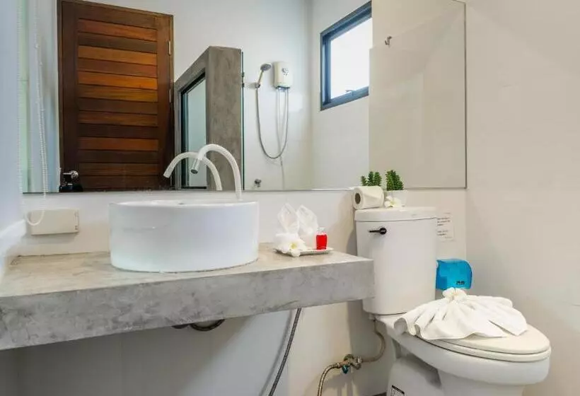استودیوی لوکس, Am Samui Resort Taling Ngam