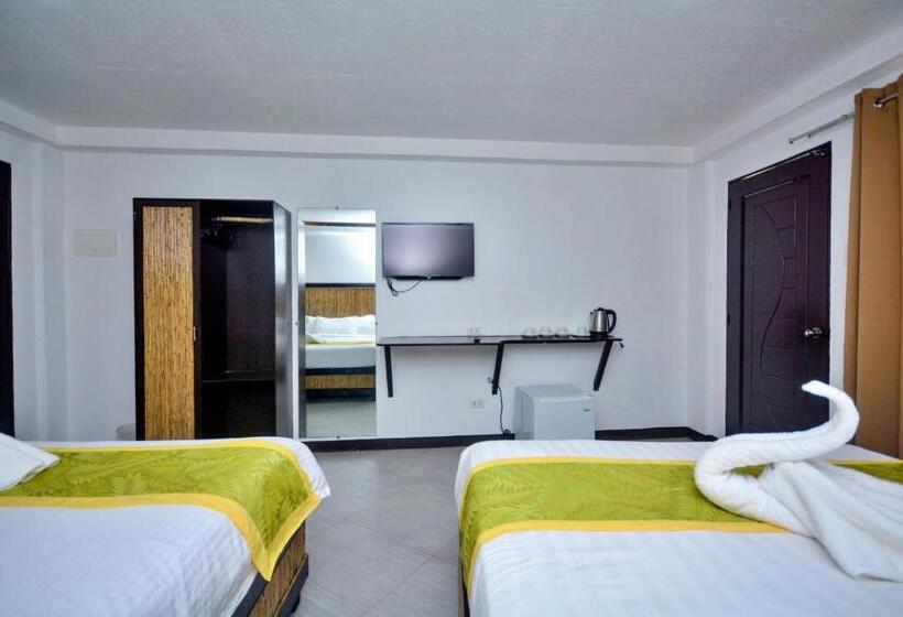 Quarto Quádruplo Estandar, Bamboo Beach Resort & Restaurant