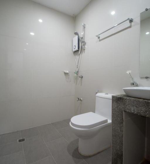 Quarto Quádruplo Estandar, Bamboo Beach Resort & Restaurant