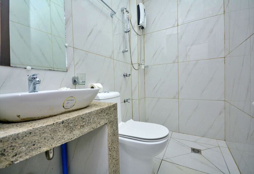 Quarto Estandar, Bamboo Beach Resort & Restaurant