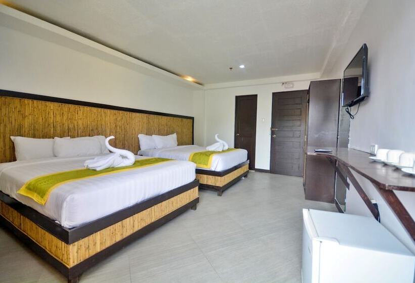 Quarto Quádruplo Estandar, Bamboo Beach Resort & Restaurant