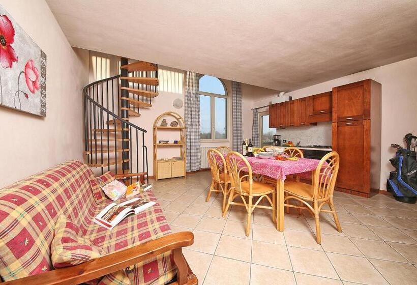 شقة غرفتين, Il Colombaro