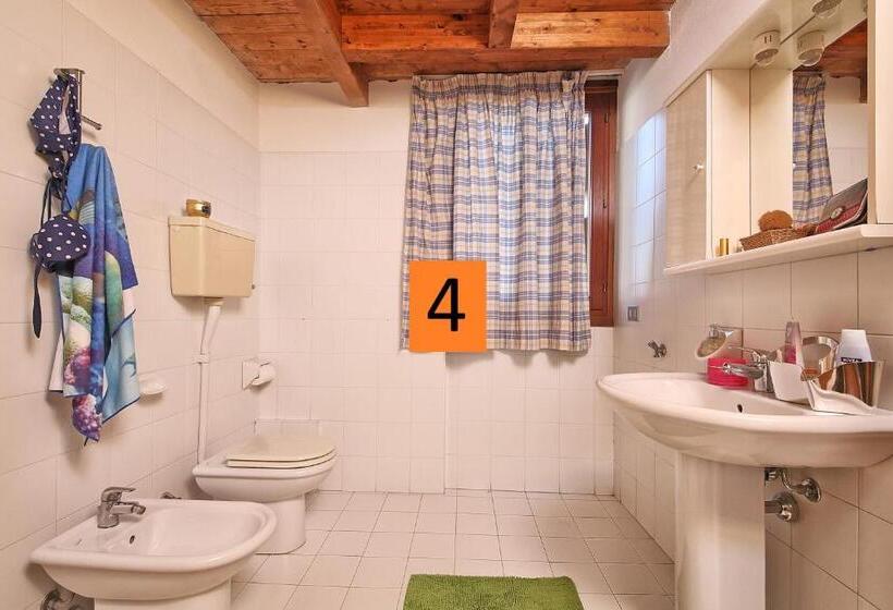 شقة 3 غرف, Il Colombaro