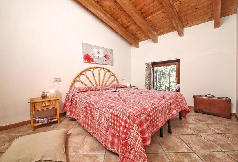 شقة 3 غرف, Il Colombaro