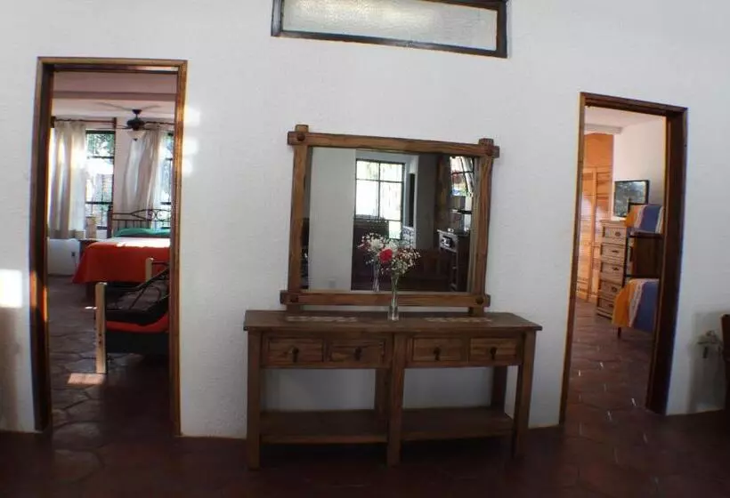 スイート, La Villa Real