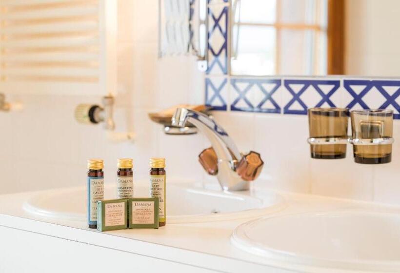 اتاق لوکس, Montpelier