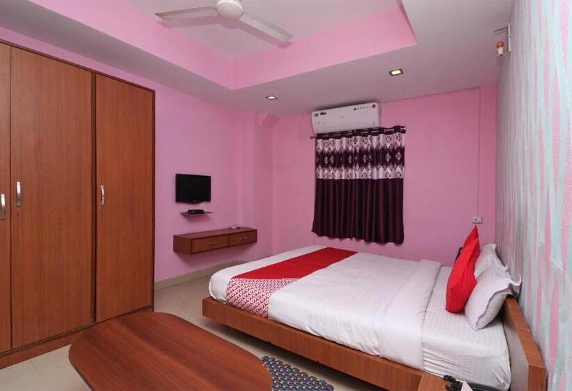 Quarto standard, O Maruti Lodging