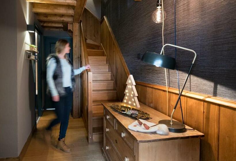 سوییت دوبلکس, Village Montana By Les Etincelles