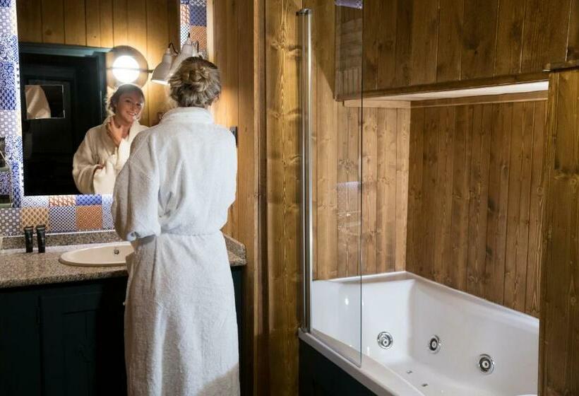 سوییت دوبلکس, Village Montana By Les Etincelles