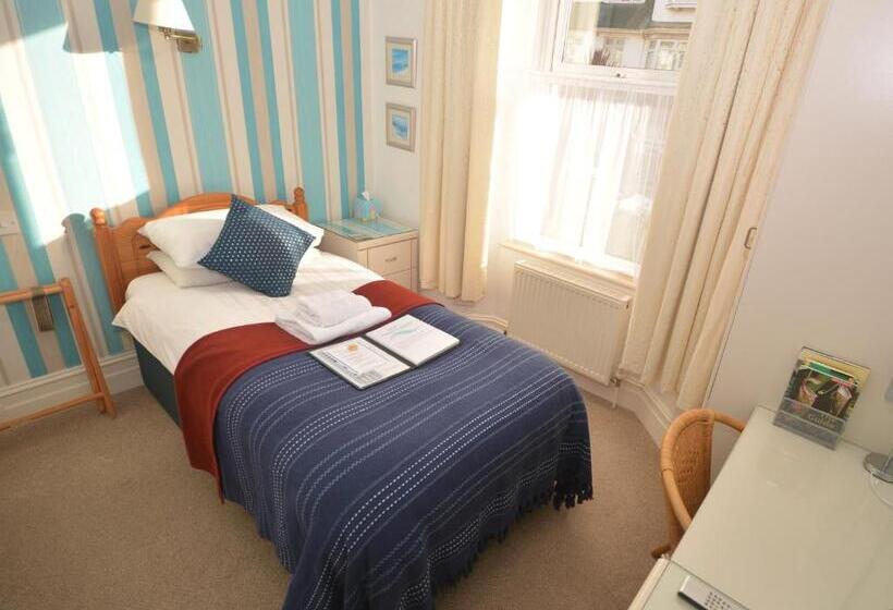 Quarto Estandar Individual, Merritt Guest House B&b