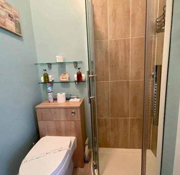 디럭스 룸 킹사이즈 침대, Merritt Guest House B&b