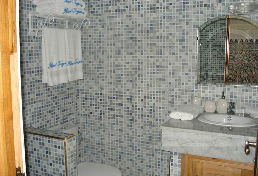 اتاق استاندارد, Riad Taryana