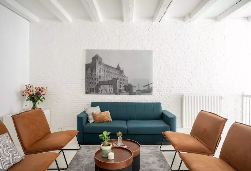 2 Bedroom Family Apartment, Yays Amsterdam Salthouse Canal By Numa