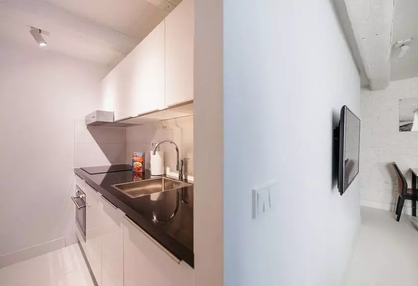 1 Bedroom Comfort Apartment, Yays Amsterdam Salthouse Canal By Numa