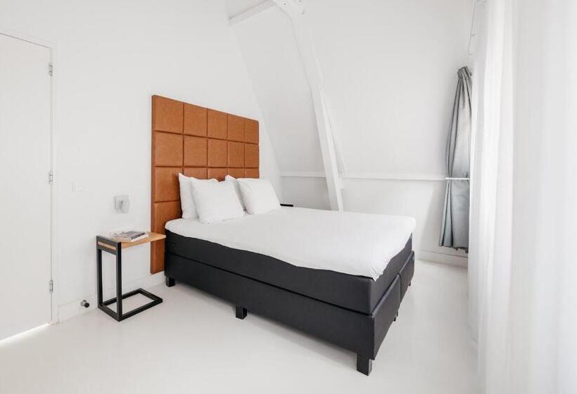 1 Bedroom Apartment, Yays Amsterdam Salthouse Canal By Numa