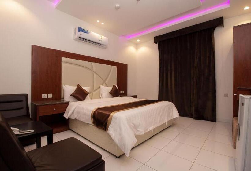 Habitación Estàndard Individual, مكارم الورود للشقق المخدومة