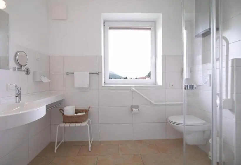 Huoneisto 2 Makuuhuonetta, Aparthotel Fürst