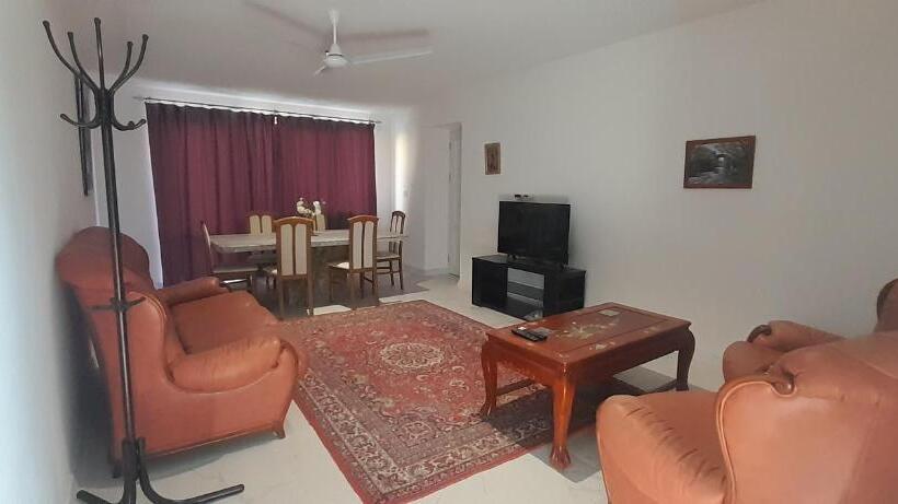 سوئیت با تخت بزرگ, Areni Lodge